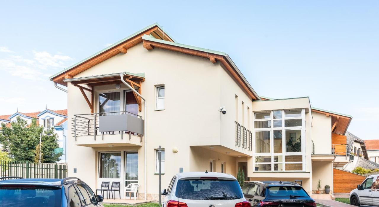 Aqua Hotel Termal Mosonmagyaróvár Eksteriør billede