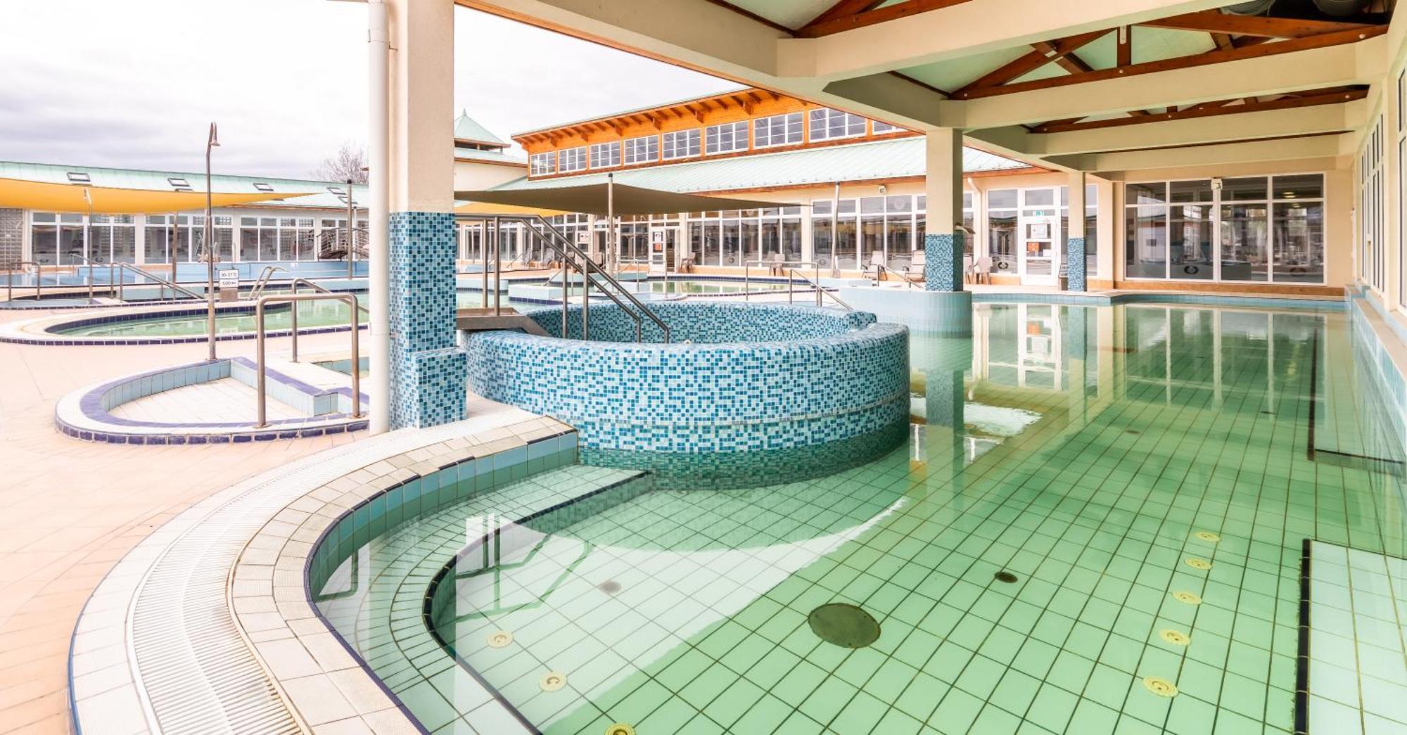 Aqua Hotel Termal Mosonmagyaróvár Eksteriør billede