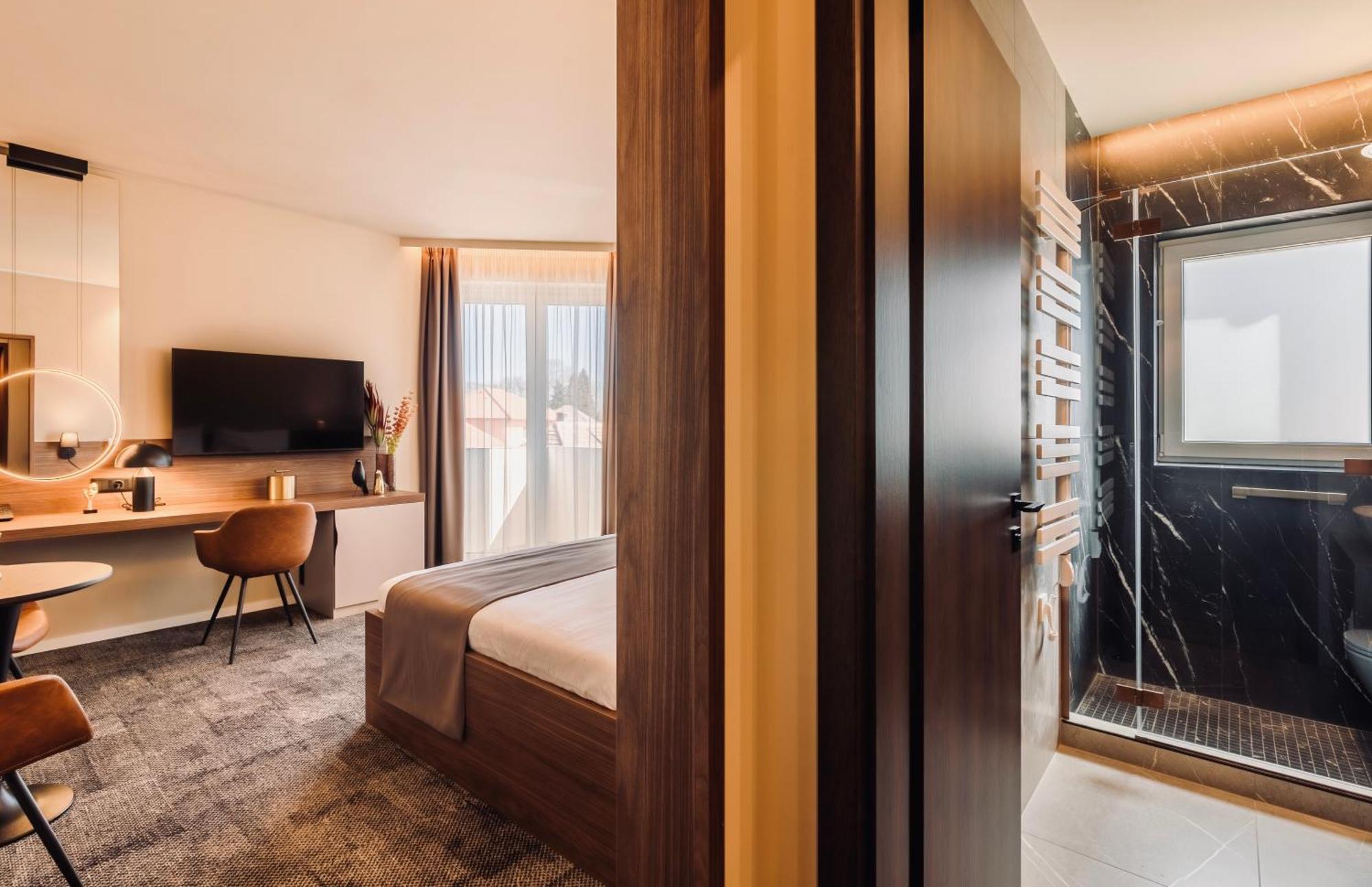 Aqua Hotel Termal Mosonmagyaróvár Eksteriør billede